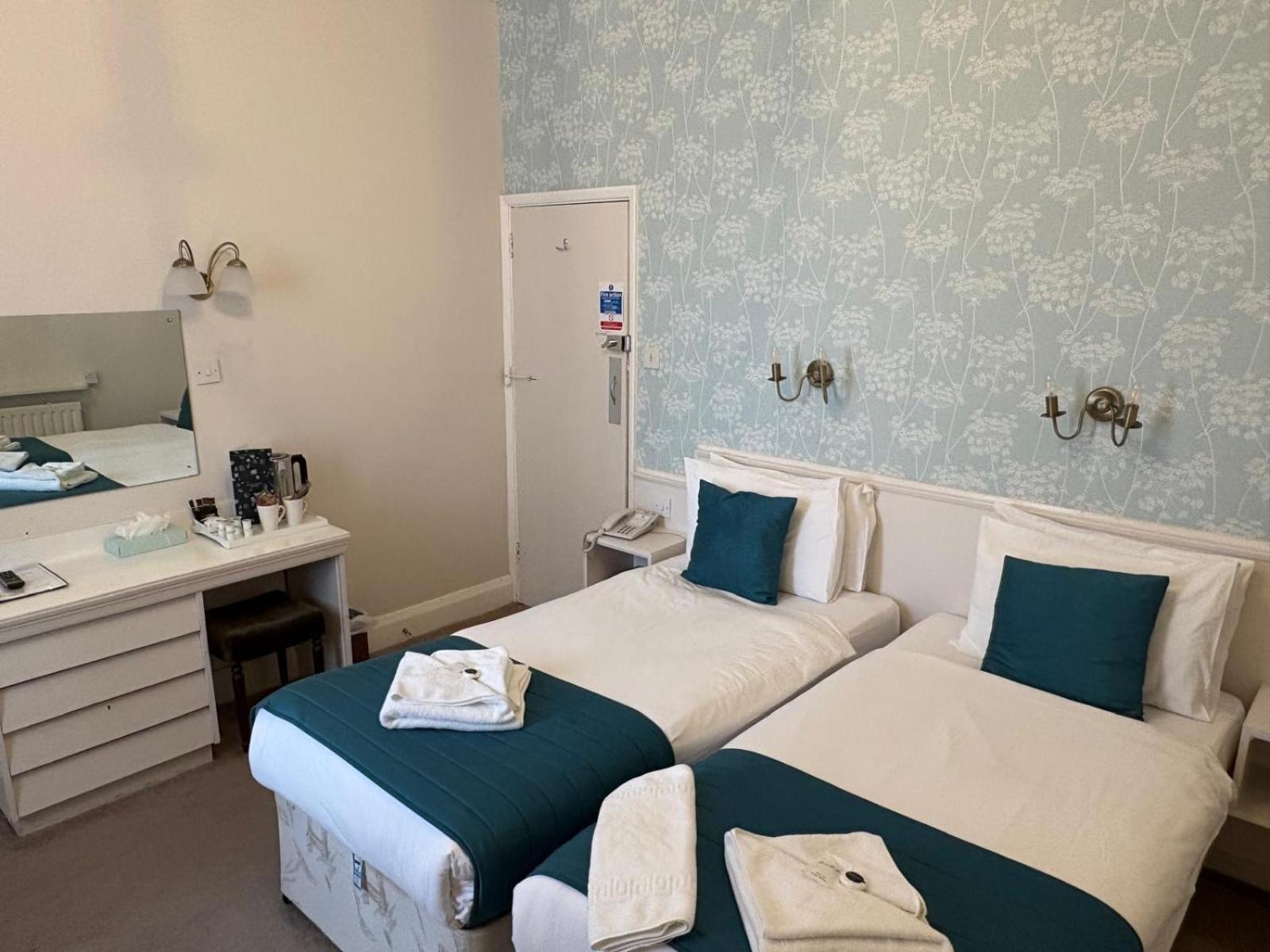 The Cumberland Hotel Torneo de Torneo de Eastbourne Exterior foto